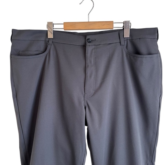 Callaway Men's Charcoal Grey 5 Pocket Stretch Golf Pants Size 40 x 32 NWT - Picture 4 of 8